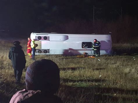 accident tudor vladimirescu galati|Concluziile anchetei tragediei de pe DN 25. Șoferul autobuzului a .